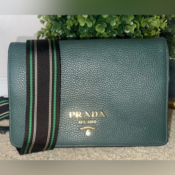 ✨Prada Dual Strap bag - Picture 9 of 16